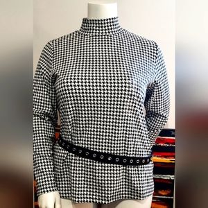 NWT - Karen Scott Plus - Mockneck Top 1x